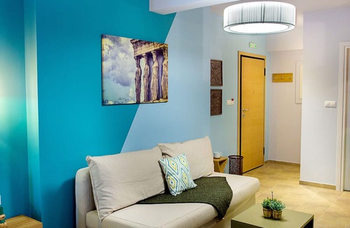 Athens City Centre Apartment | Emerald Suite