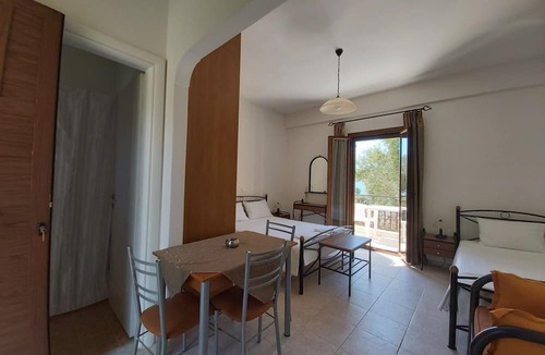 Skoutari Apartment | Domaine Papakonstantis