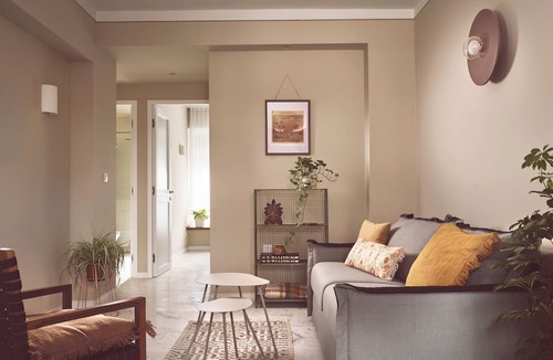 Petralona Apartment | Melpomeni House