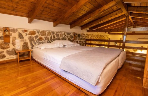 Ermionida Cottage | Demis and Sofias cozy House with indoor fireplace