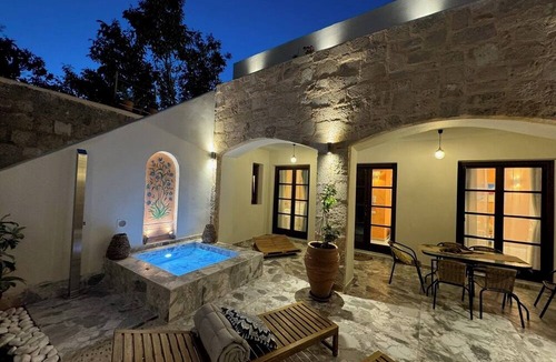 Rhodes Old Town Apartment | Vetus Vicinato Luxury Homes