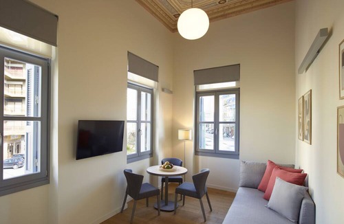 Metaxourgio Apartment | Del Taso 1850