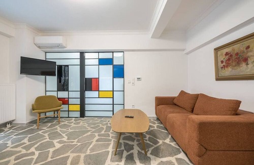 Athens City Centre Apartment | Centric designed apartment with a garden