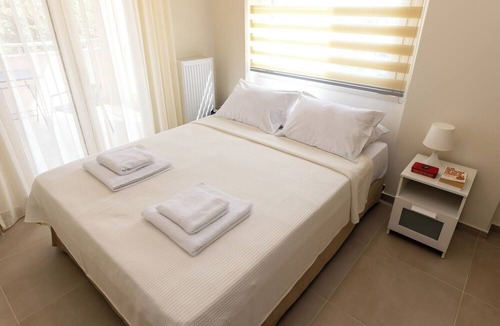 Psathopirgos Villa | Dream Day VillanCharming 3-bedroom villa with AC, WiFi in amazing Psathopirgos