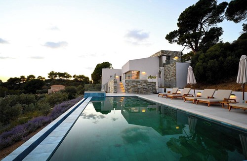 Agia Paraskevi Villa | Villas Phos Skiathos