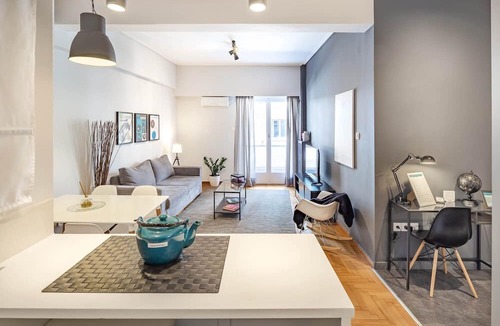 Anafiotika Apartment | Modern Downtown Flat near the Acropolis