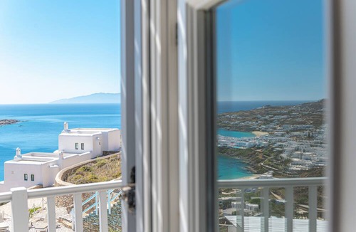 Psarou Villa | Villa Thelgo