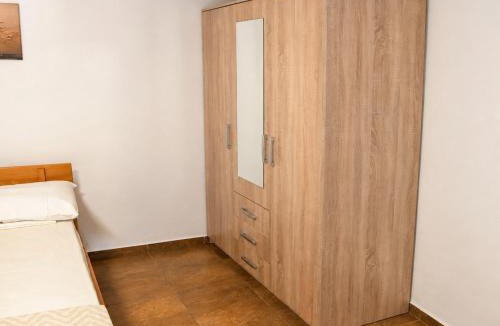 Trikala Apartment | Fully Renovated Apartment -700m from Mill of Elves-Free Parking & Fast WiFi