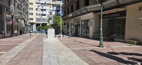 Pasalimani House | Kou3 - Cozy Room in Pireas - Walk Everywhere