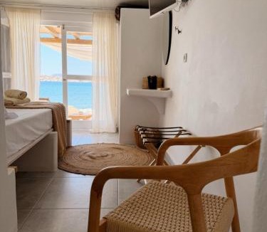Kimolos House | Zacharias Seaside Studio Kimolos