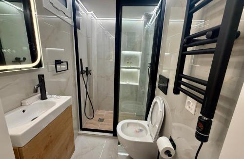 Piraeus Apartment | Cpt Mike Premium Studio - Sea View in Piraeus