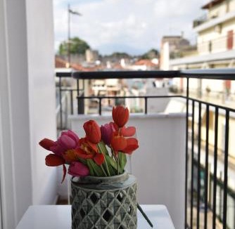 Arta Apartment | Momento Arta city apartments - Coral suite