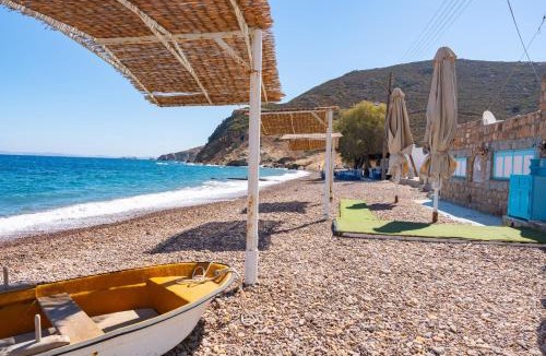 Patmos House | Beachfront Lampis Dolphin 3
