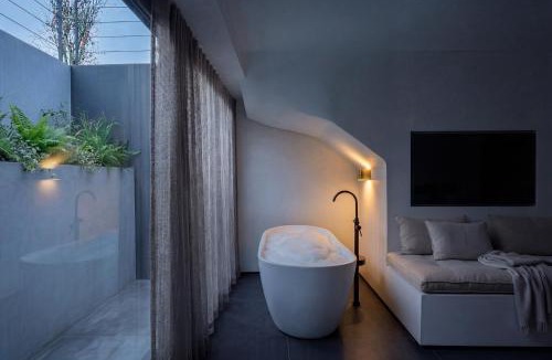 Kamari Bed & Breakfast | Anzo Villas