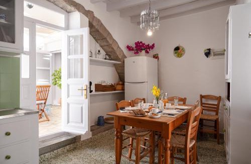 Chora House | Koulas House Patmos in Chora Center with Views