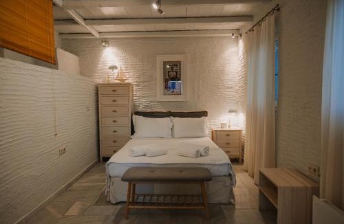 Agios Ioannis Villa | Dinora Stone Villa, Pool & Sea Views in Tinos