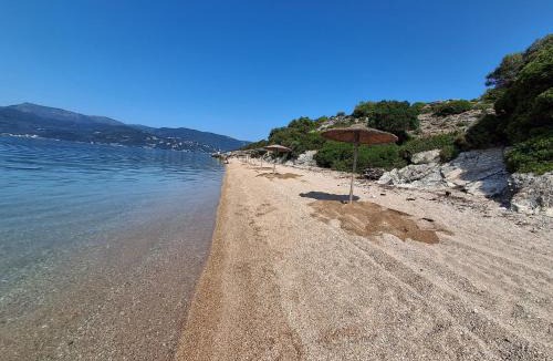 Plagia House | Cosy CountryHouse, just 15 minutes from Lefkada