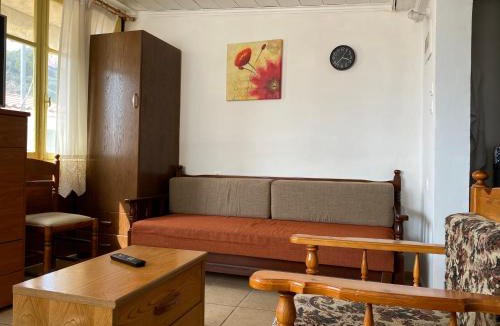 Loutraki Apartment | Boat House