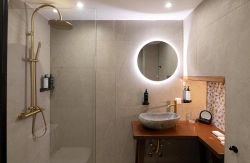 Rhodes Old Town Apartment | Jivaeri Luxury Suites