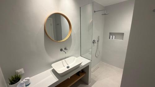 Kamares Hotel | Myrto Hotel