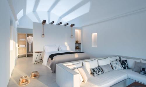 Imerovigli Villa | Luxury Santorini Villa Villa Deluxe Suite Private Pool Sea View