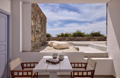 Milos Apartment | Milesian Suites