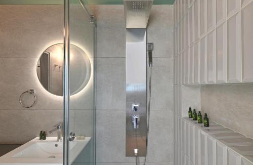 Petralona Apartment | Athens City Center Courtyard Suites