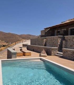 Merichas Apartment | Viewport Suites Kythnos με ιδιωτικα πισινακια-τζακουζι