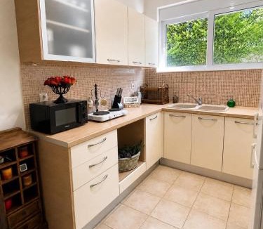 Velon Villa | Villa Zose' luz