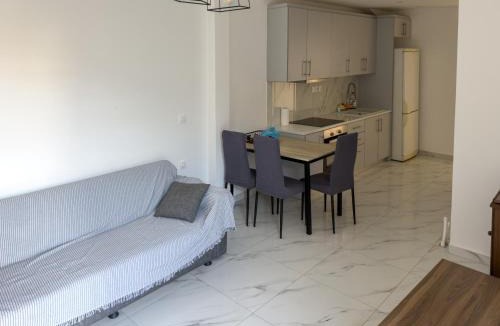 Arkitsa Apartment | Modern Comfort Apartment - Arkitsa Rentals