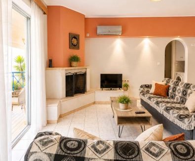 Molos-Agios Konstantinos Apartment | Daphnus Apartment in Agios Konstantinos