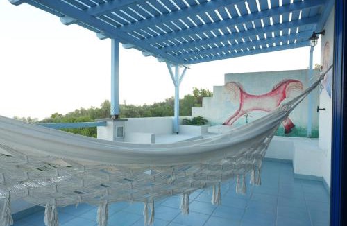 Votsi Villa | Villa Azul - A Timeless Retreat Above the Aegean