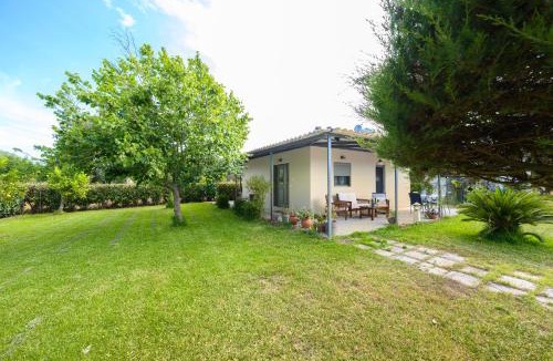 Katakolo House | Antonia's Olive Yard House - Happy Rentals