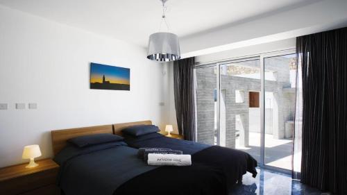Patras Apartment | Ελιά και Θάλασσα House