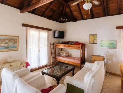 Pythagorion House | Mare E Cielo - Seafront Stay & Private Beach Samos