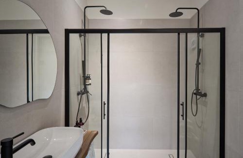 Psathi Hotel | Oikia Pouloudi
