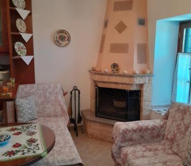 Afissos House | ΠΗΛΙΟ- ΤΟ ΕΞΟΧΙΚΟ ΤΗΣ ΑΝΝΑΣ- ΑΦΗΣΣΟΣ