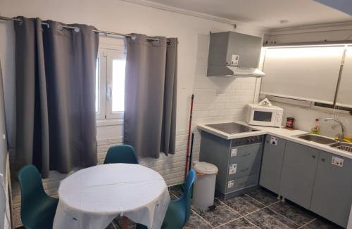 Isthmia Apartment | Isthmus Cuddly Nest