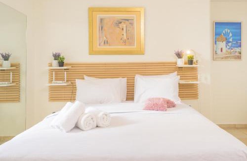 Neapoli Apartment | Cozy 6th floor, city center, 30m2, sun terrace