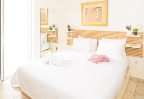Neapoli Apartment | Cozy 6th floor, city center, 30m2, sun terrace