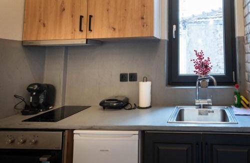 Volos City Centre Apartment | Studio in the heart of Volos