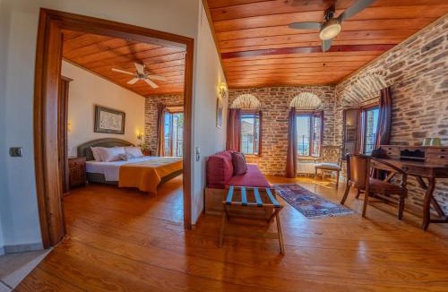 Lafkos House | xenonas ton xromaton - Guest house of colors