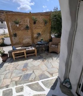 Merichas Apartment | THIRAMNIA KaGa kythnosuites