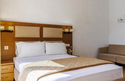Panormos Resort | Blue Green Bay