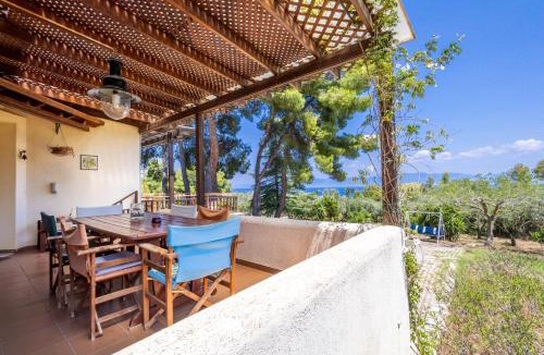 Lokroi House | Stunning Evia Sea View Country House