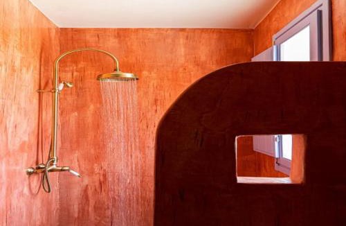 Finikia Villa | Exclusive Santorini Villa 3 Bedroom Villa Private Jetted Pool Sea View