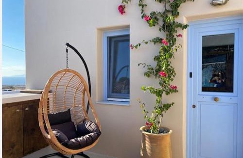 Finikia Villa | Exclusive Santorini Villa 3 Bedroom Villa Private Jetted Pool Sea View