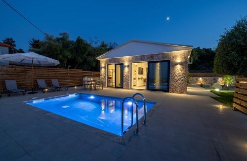 Neromilos Villa | An ar Villa