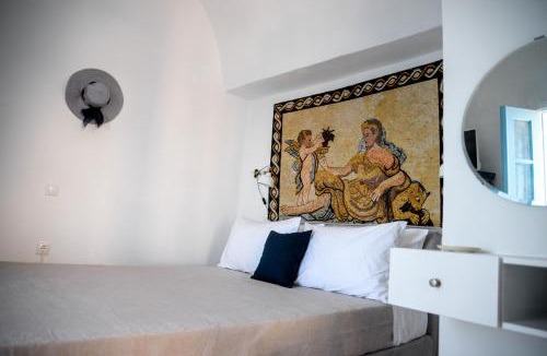 Oia Villa | Genesis Cave Houses