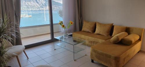 Kalamata Marina Apartment | Thalori Suites
